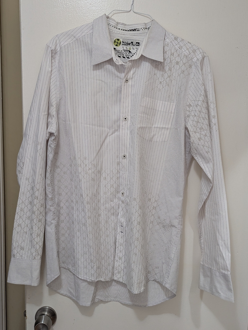 Quiksilver White Patterned Button-Up Shirt - Large